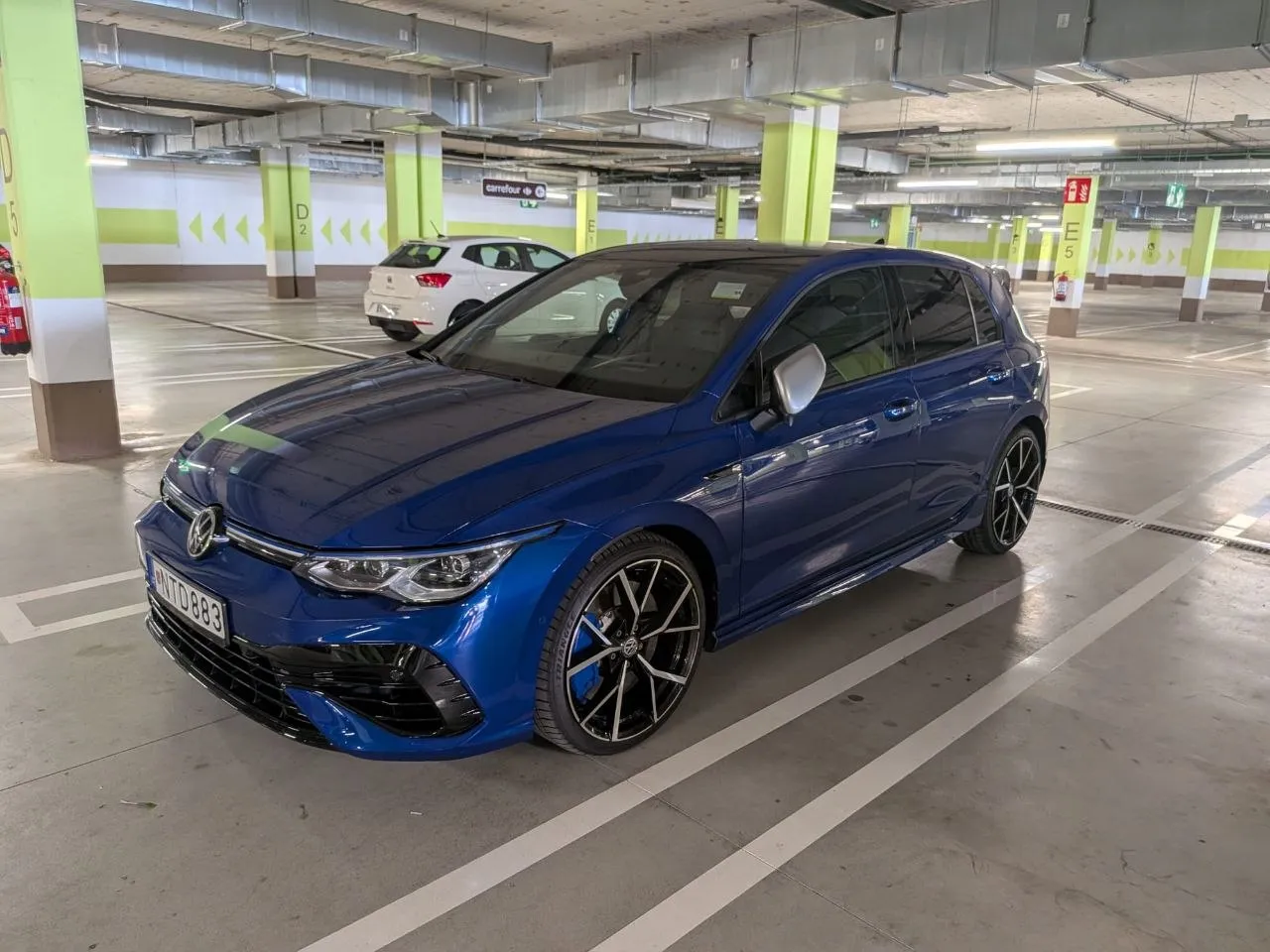 VW Golf R