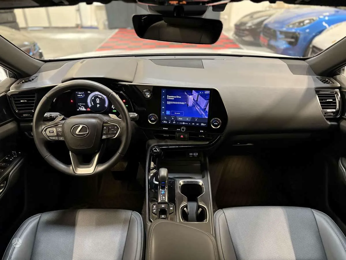 Lexus NX 350h 4